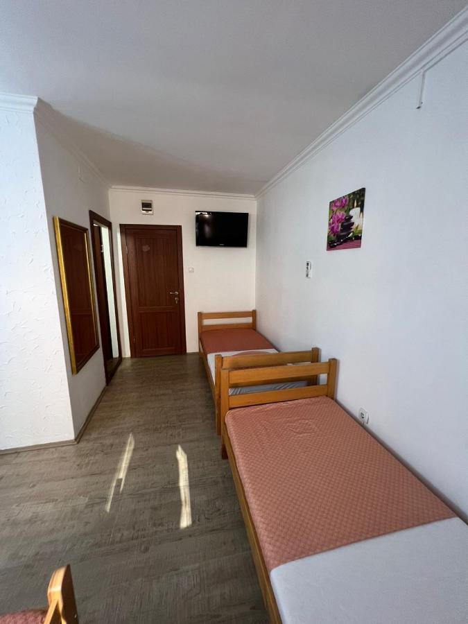 Motel Smek Belgrad Zewnętrze zdjęcie
