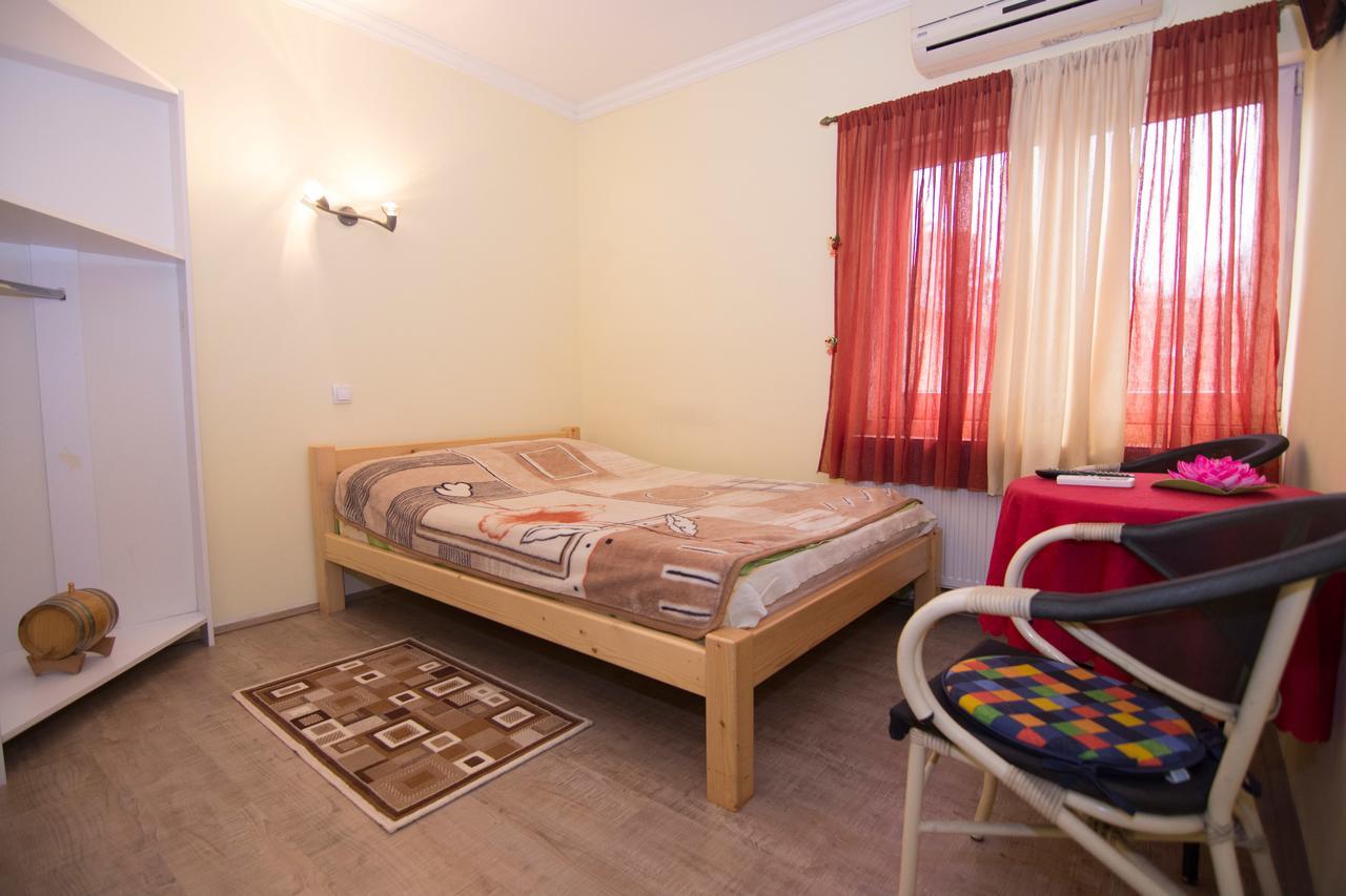 Motel Smek Belgrad Zewnętrze zdjęcie